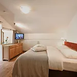 Otel Der Klostertalerhof Klosterle am Arlberg